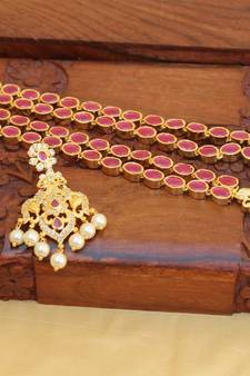 Red agate necklaces