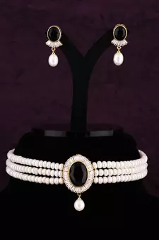 Multicolor pearl chokers