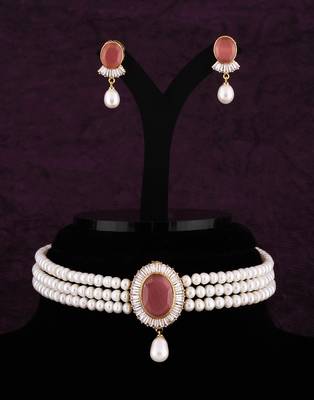Multicolor pearl chokers 3