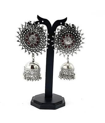 Red earrings 1
