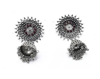 Red earrings 3