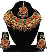 Multicolor necklaces