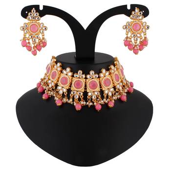 Pink necklaces 1