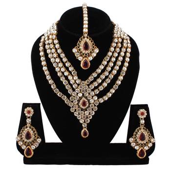 Multicolor necklaces 1
