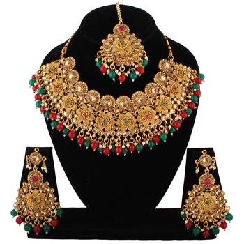Multicolor necklaces 1