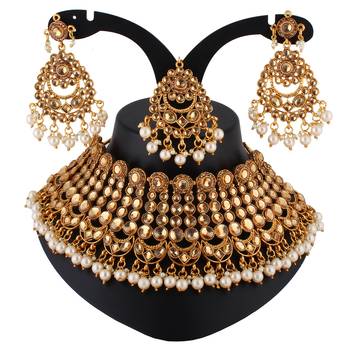Brown necklaces 1