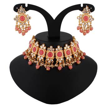 Pink necklaces 1