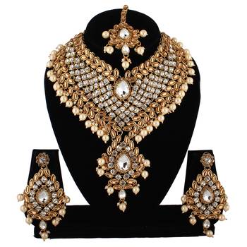 Brown necklaces 1