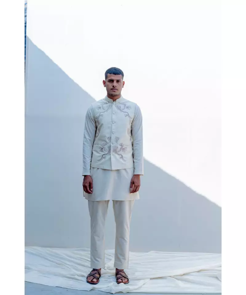 ZINGARO   Off Whitemen kurtas