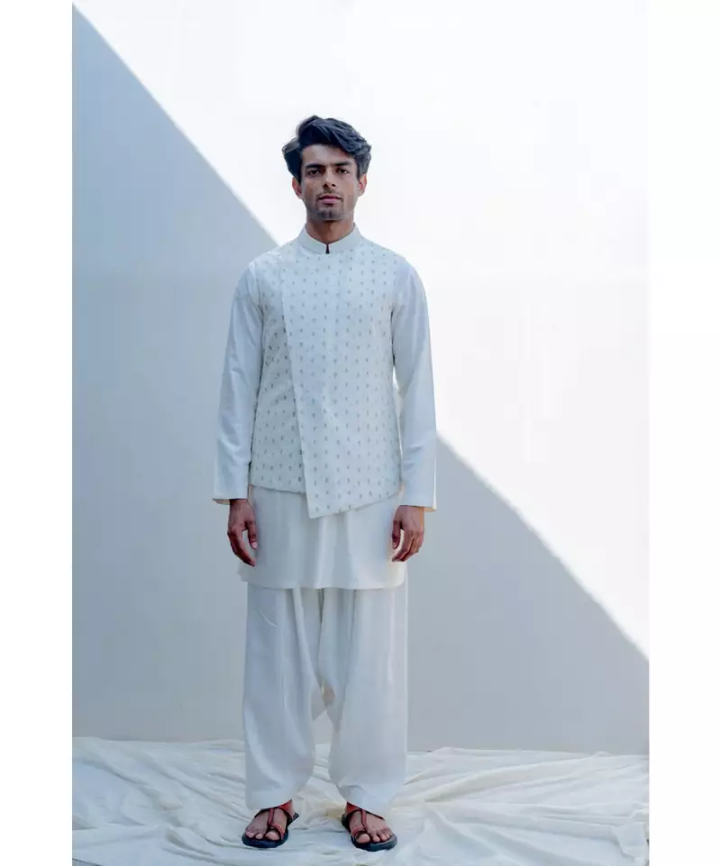 MAASAImen kurtas