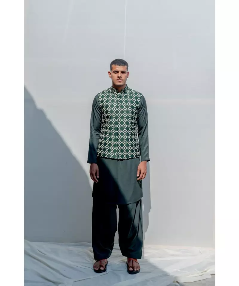 JADEmen kurtas
