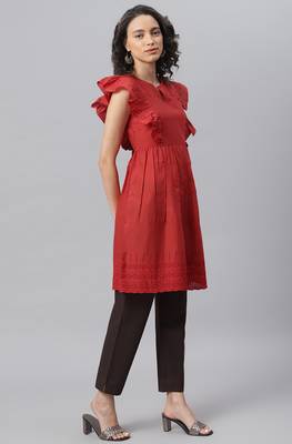 Red embroidered cotton tunics 3