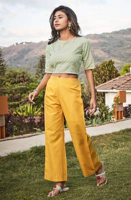 Janasya Green embroidered cotton crop tops 1