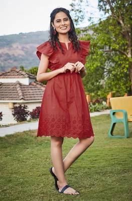 Red embroidered cotton tunics 1