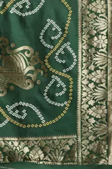Green Woven Silk Blend Saree With Blouse