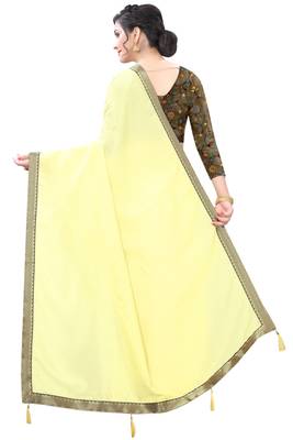 Yellow Woven Silk Blend Saree With Blouse 3