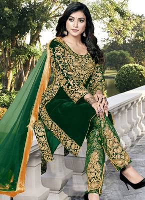Green Embroidered Pakistani Pant Suit 4