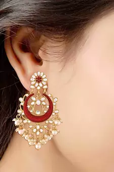 I Jewels Traditional Handcrafted Maroon Meena Work Earring Glided With Kundan & Pearls 