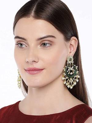 Traditional Handcrafted Green Meena Work Earring Glided With Kundan & Pearls  2