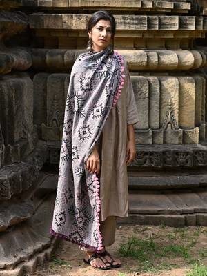 Grey Tribal Star MotifsAari Embrodiered Slub Khadi Shawl/Dupatta With Baby Ping Cotton Lace 2