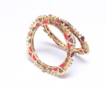 Beautiful golden bangles 1