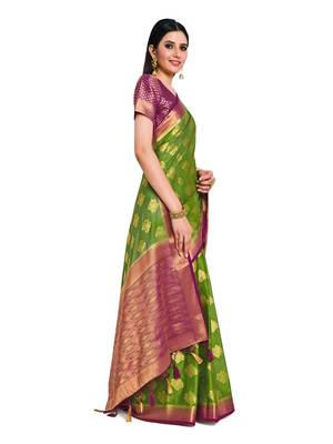 Women's Mysore silk Crepe Saree with Blouse Piece 2