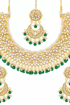 Traditional Kundan Pearl Wedding Choker Necklace Set Earrings & Maang Tikka for Women 