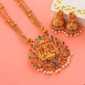 Laxmi Inspired Ruby Green South-Indian-Temple-Jewellery Set 1
