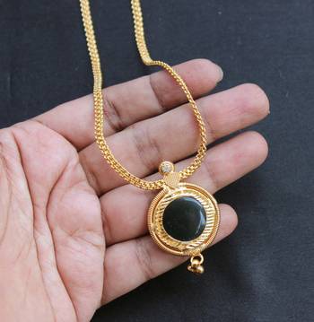 Multicolor agate necklaces 1