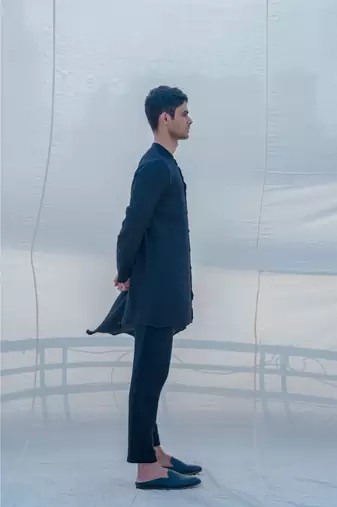 Cotton X Linen Bad And Black Kurta Set