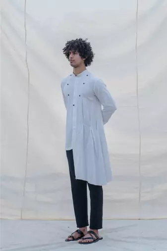 Kurta White W/ Box Pleates Set