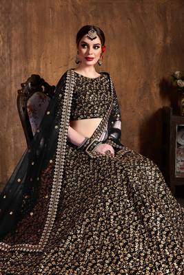 Black embroidered silk semi stitched lehenga 4
