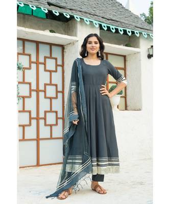 Monochrome Grey Kurta Dupatta Set 1