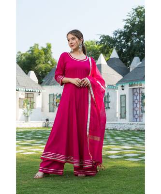 Rani Gota Kurta set with Doria Dupatta 6