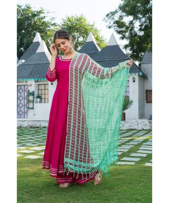 Pink Kurta with Lime Green Dupatta Set 2