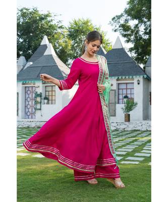 Pink Kurta with Lime Green Dupatta Set 4