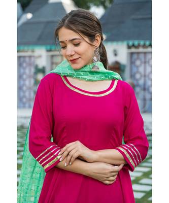 Pink Kurta with Lime Green Dupatta Set 6