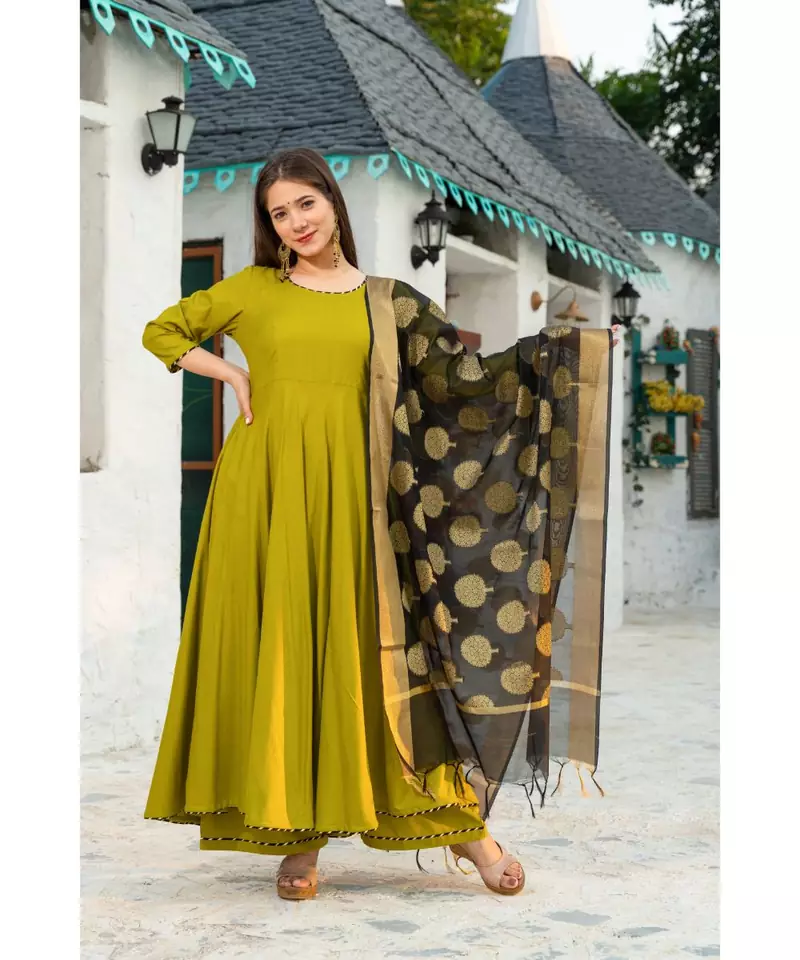 Mehendi Green Suit Set with Chanderi kurta Dupatta