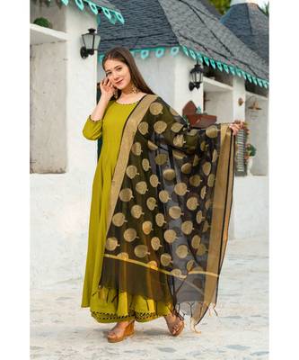Mehendi Green Suit Set with Chanderi kurta Dupatta 3