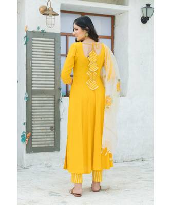 Yellow Gota Kurta set with Hand Paint Doria Dupatta 4