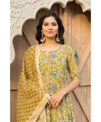 Canary Yellow Kurta With Hand block Print Dupatta Set 6