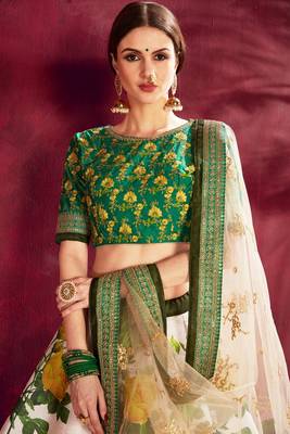 Green embroidered silk semi stitched lehenga 3