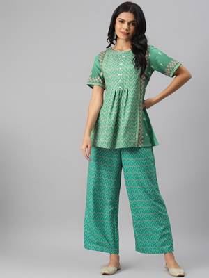 Green printed rayon kurtas-and-kurtis 1