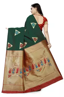 Green printed silk blend saree saree with blouse