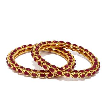 Sukkhi Bewitching Kempu Stone Gold Plated Bangle Set of 2 for Women 1