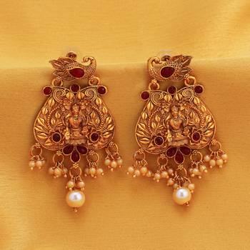 Sukkhi Ritzy Pearl Gold Plated Laxmi Chandelier Earring for Women 3