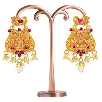 Sukkhi Ritzy Pearl Gold Plated Laxmi Chandelier Earring for Women 4