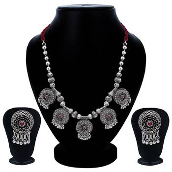 Sukkhi Dazzling Oxidised Necklace Set for Women 5