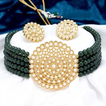 Sukkhi Amazing Gold Plated Dark Green Pearl Choker Necklace Set for Women 3