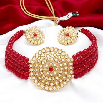 Sukkhi Eye-Catching Gold Plated Red Pearl Choker Necklace Set for Women 3